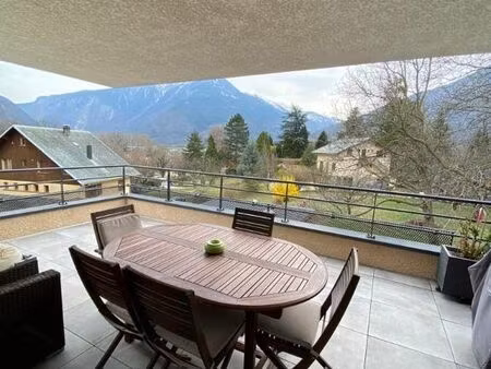 appartement 3 pièces 80 m²