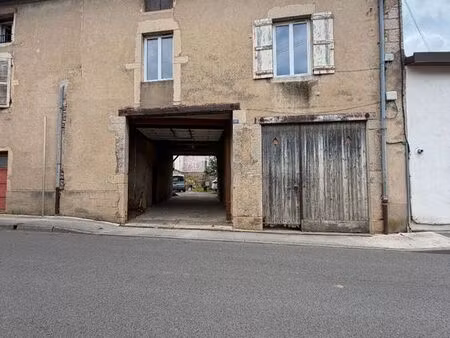 parking/box 2 pièces 22 m²