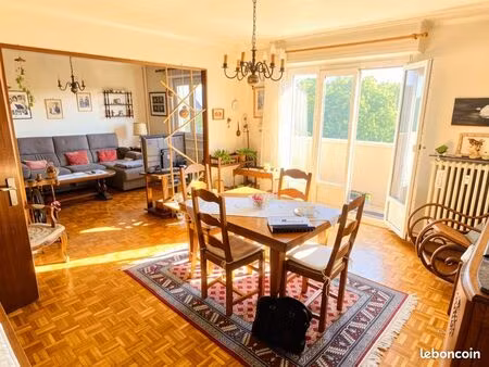 appartement 5 pièces 95 m²
