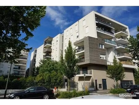 appartement 4 pièces 97 m²