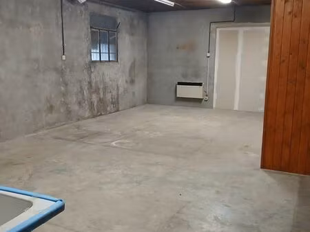 locaux artisanaux / stockage / bureaux à louer