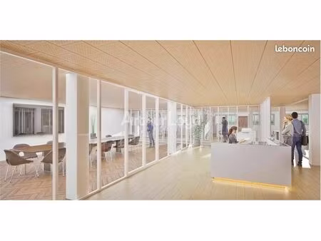 local d'activité 3 249 m²
