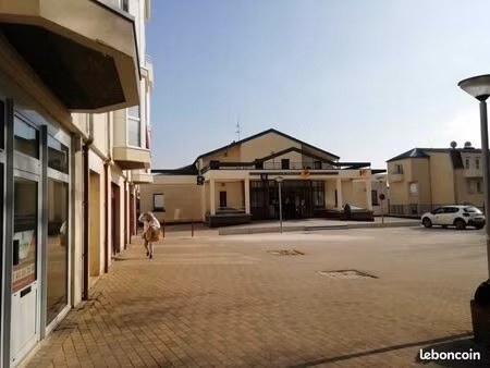 local commercial 59 m²