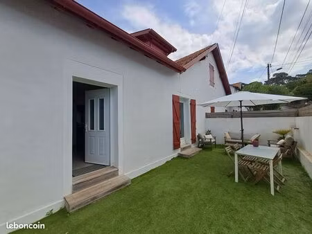 ? maison entièrement rénovée  d’environ 91 m² habitables (110 m² au sol) + garage de 19 m²