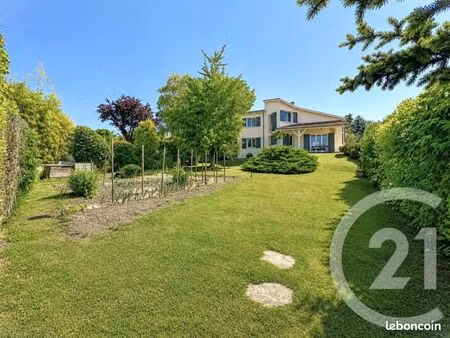 maison 5 pièces 123 m²
