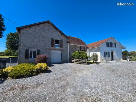 maison 5 pièces 198 m²