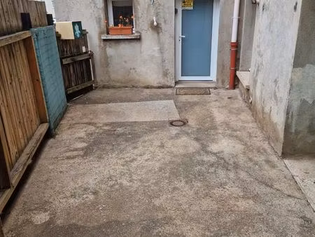 à appartement rez-de-chaussée