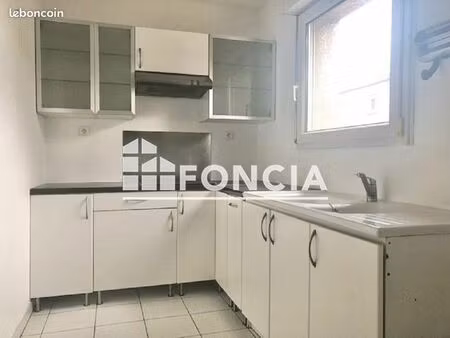 appartement 3 pièces 63 m²