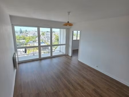 t3 modulable 75 m² - balcon - ascenseur - cave - garage possible