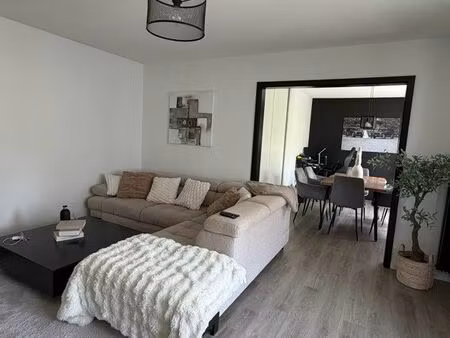 appartement 4 pièces 82m2