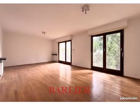 appartement 3 pièces 72 m²