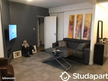 chambre 1 pièce 10 m²