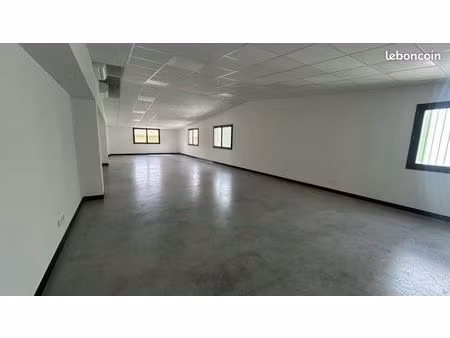 plateau de 100 m² à chanas