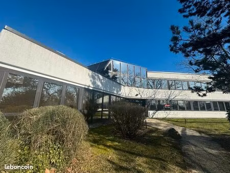 bureaux 56 m² metz