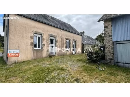 fermette rénovée de plain-pied  dans un hameau avec 1000m2 de terrain