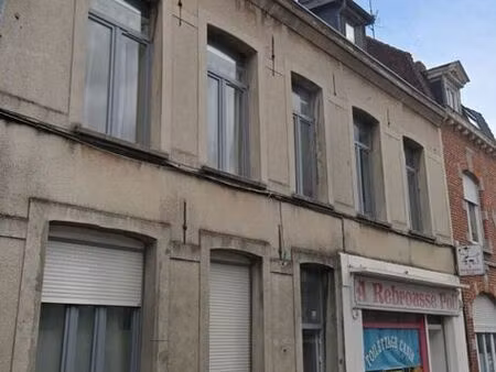 immeuble 6 pièces 250 m²