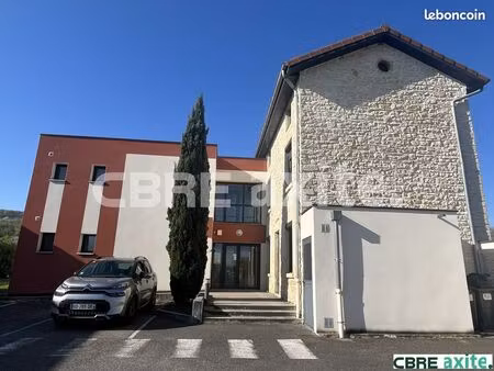 bureaux 140 m² bourgoin jallieu