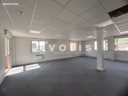 bureaux 96 m²