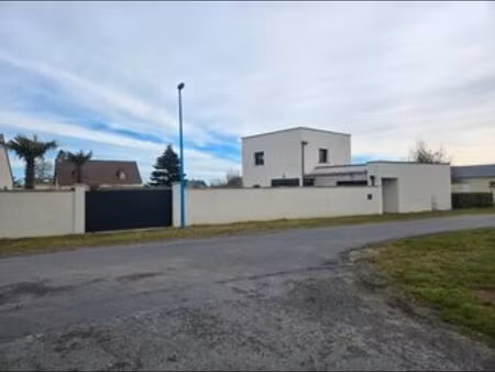 maison contemporaine à 300m de la plage