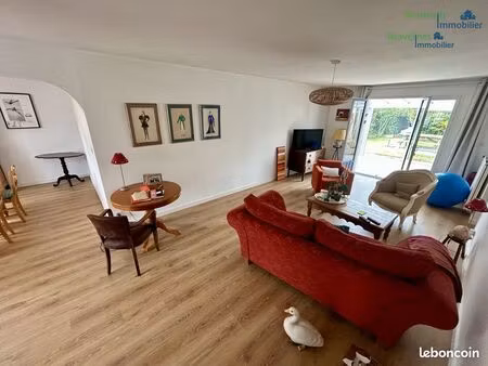maison 6 pièces 136 m²