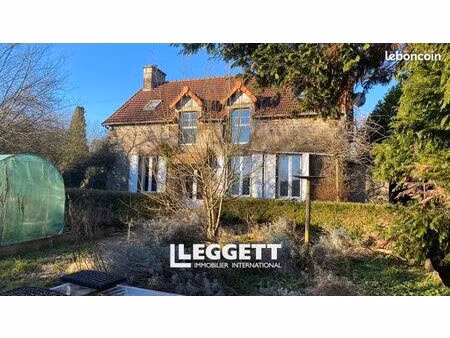 maison 12 pièces 238 m²