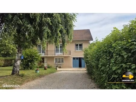 maison 7 pièces 153 m²
