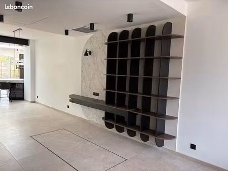 tres rare : maison de ville t7 de 145m² avec terrasse & jardin + grand garage idéalement s