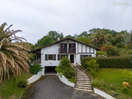 maison 5 pièces 141 m²