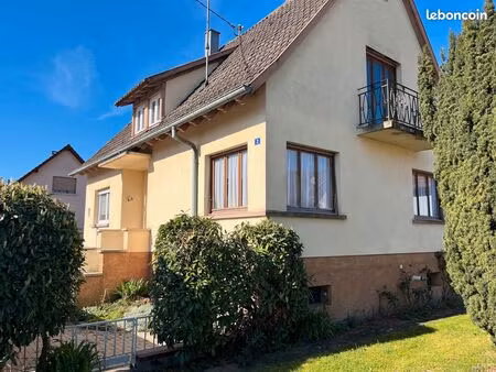 quartier calme lumineuse maison de 126 m2 sur 5 82 ares