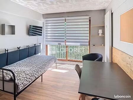 studio 1 pièce 18 m²