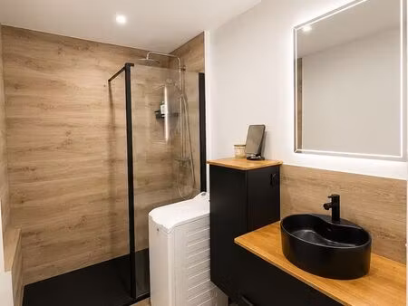 appartement 4 pièces de 88 m² situé au 2ᵉ étage avec garage  dans une copropriété calme et