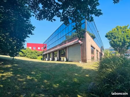 bureaux 210 m² champs sur marne