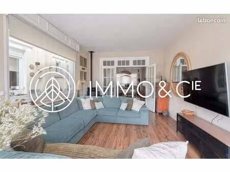 maison 8 pièces 195 m²