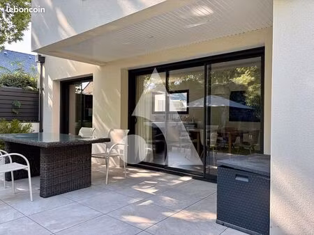 maison 6 pièces 140 m²