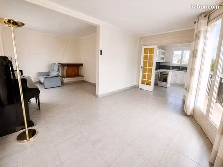 maison de ville 7 pièces 123 m²