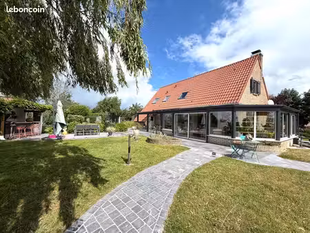 pavillon 7 pièces 171 m²