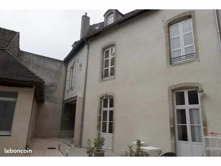 appartement 3 pièces 37 m²