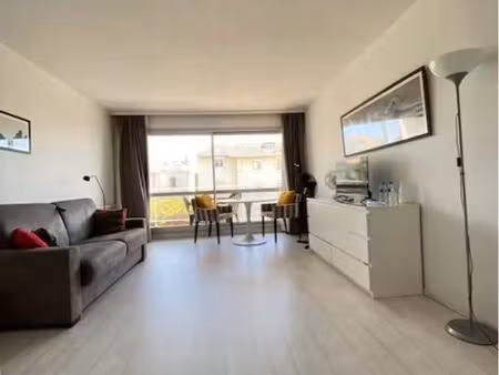 studio étudiant biarritz
