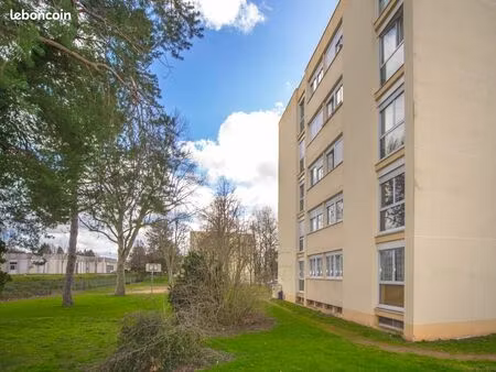 appartement 4 pièces 75 m²