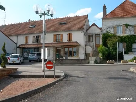 duplex 5 pièces 77 m²