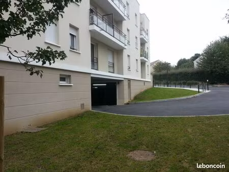 place de parking sous-sol - résidence sécurisé