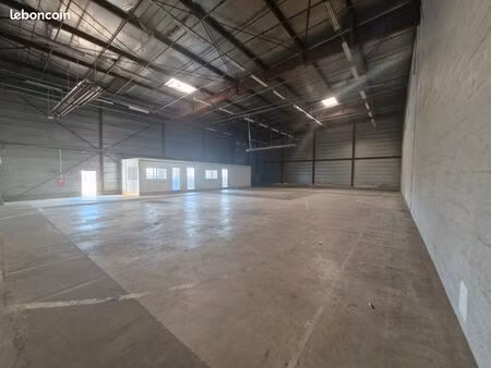 entrepôt / local d'activité 550 m² – emplacement stratégique
