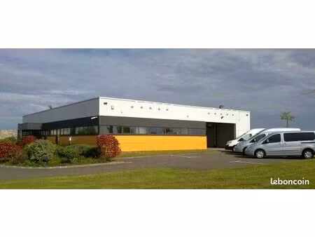 local d'activité arçonnay (à proximité de la sortie d'autoroute a28) en direct propriétair
