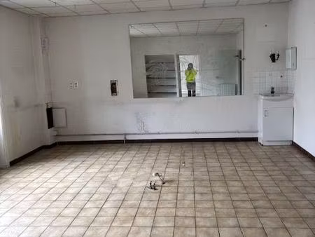 a louer local professionnel 70m2 – cheix sur morge