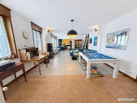 propriété 10 pièces 400 m²