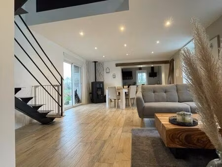 longère entièrement rénovée 90 m2