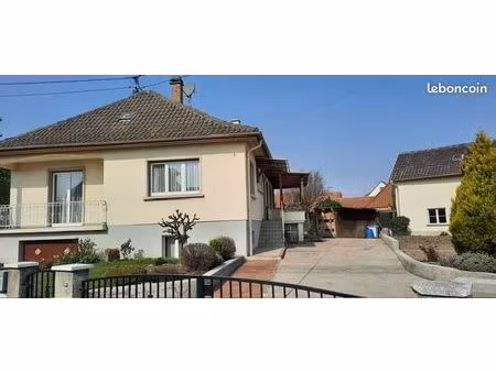 maison individuelle  avec dépendance  à geispolsheim village