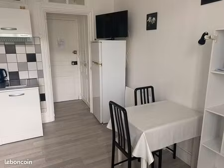 studio meublé