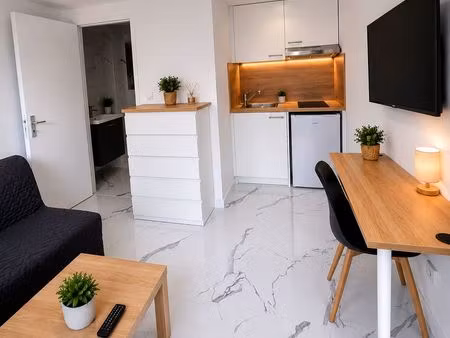 studio meublé entièrement rénové – toutes charges comprises – illkirch-graffenstaden