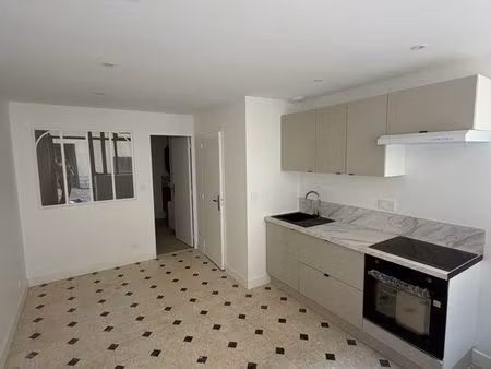 appartement rénové t2 centre-ville